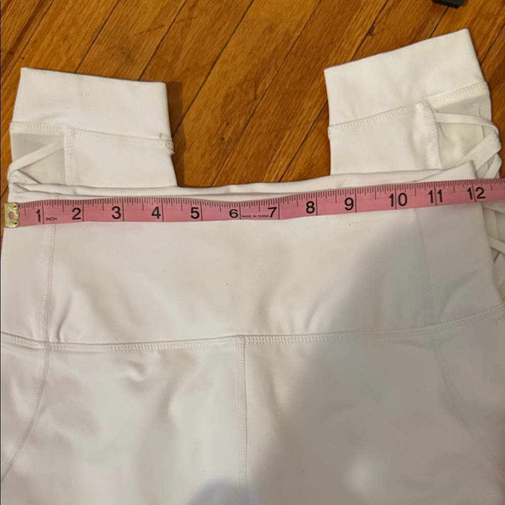 Fabletics White Leggings with Side Cross Details - Picture 11 of 11